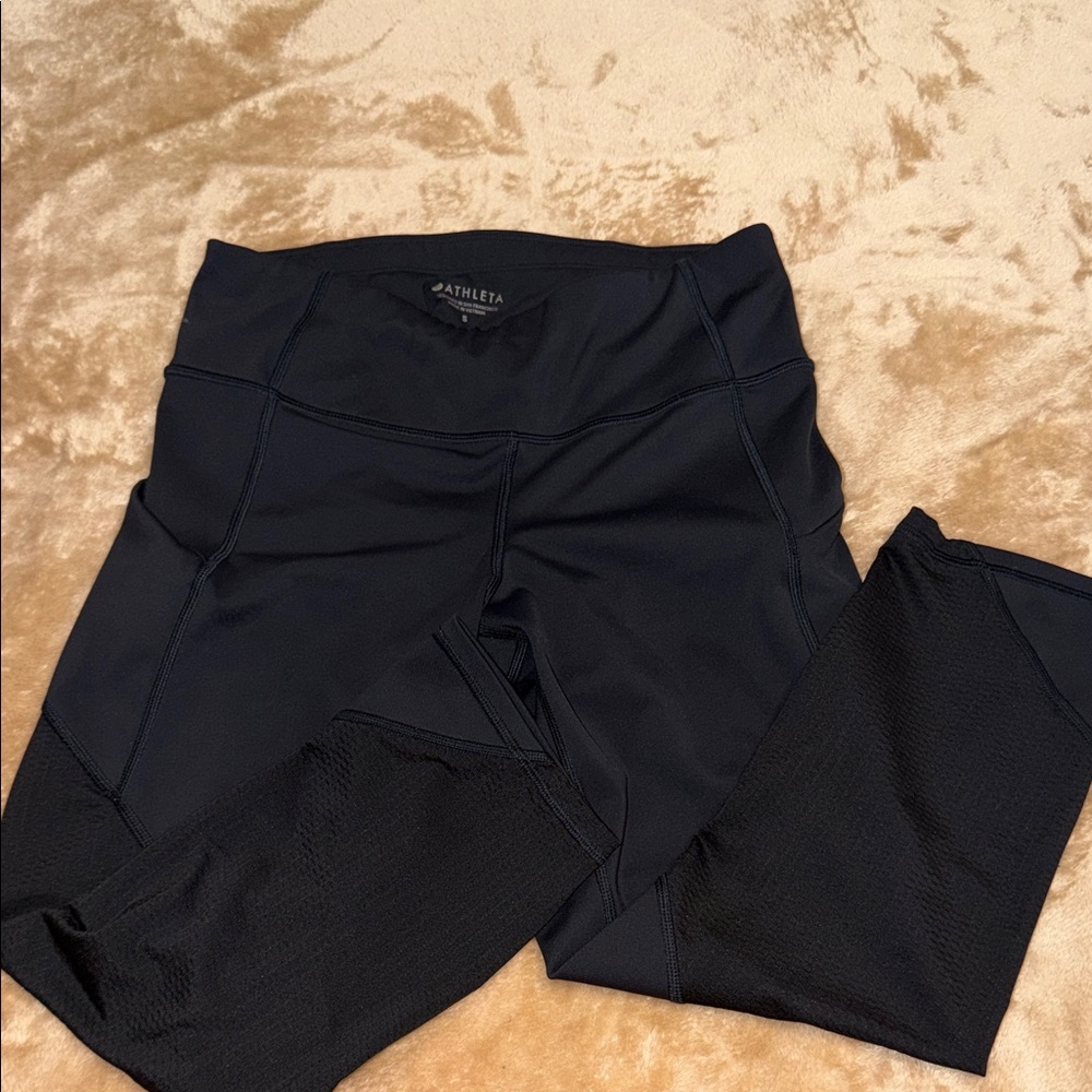 Athleta Solid Black Sculpting Leggings